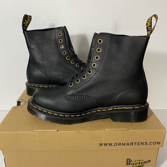 Dr. Martens Women's 1460 Pascal Ambassador Fashion
Boot - Picture 9 of 13